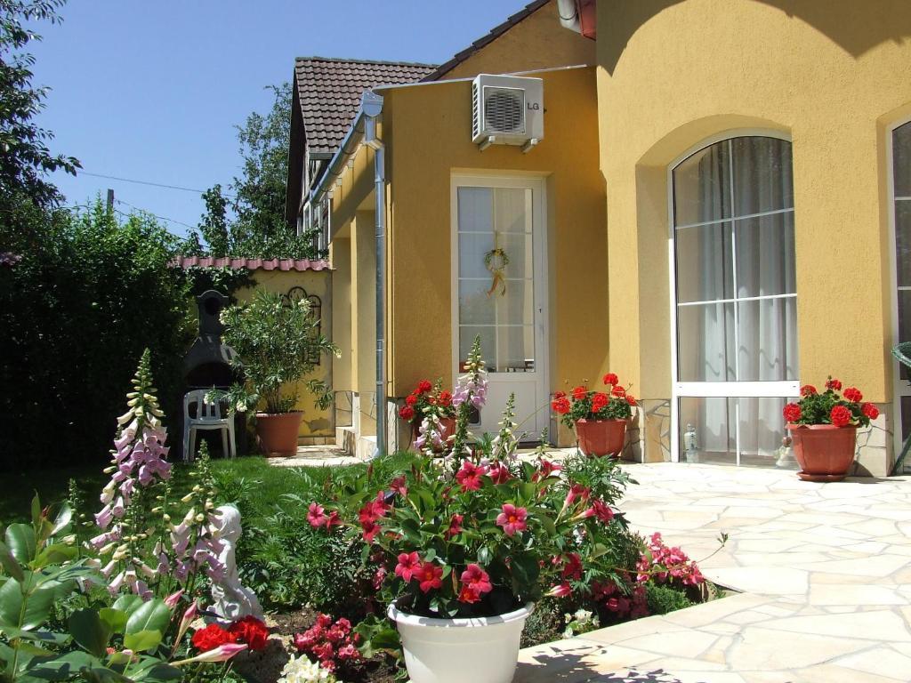 Abbázia Apartman Eger Exterior foto
