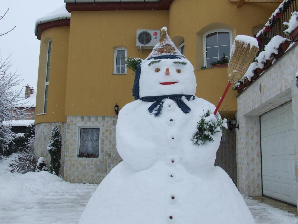 Abbázia Apartman Eger Exterior foto